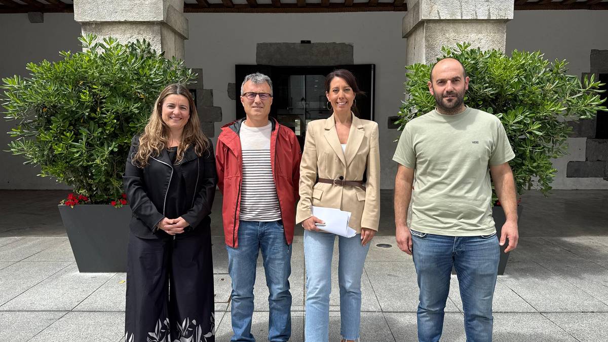 Garraio publikoaren beharrak aztertzeko bilera