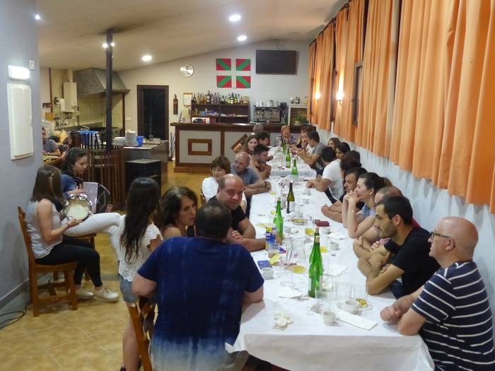 Ugarten bertso afaria 2019 1 1559574937310