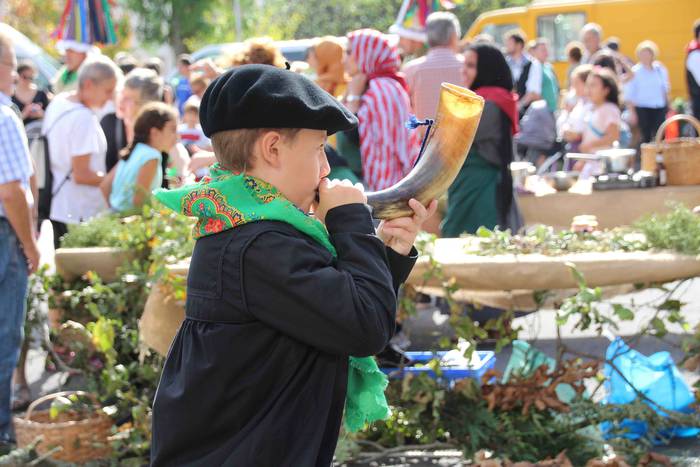 Euskaldunak asetzeko festa 22 1570976323262