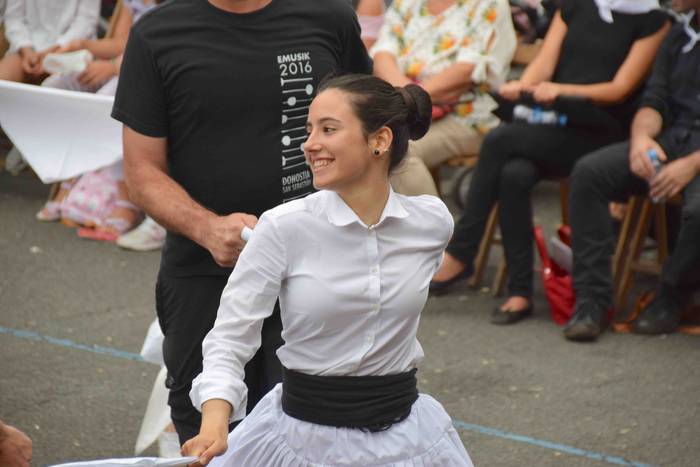 soka dantza santioak villabo 109 1532546141921