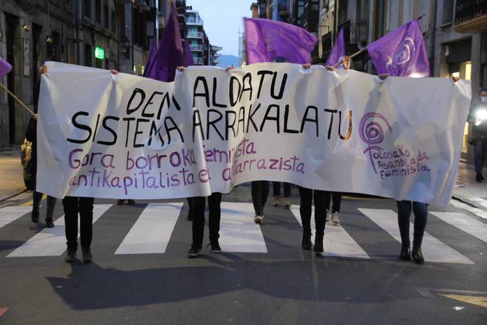 Emakumeek eskualdeko kaleak  33 1615231244475