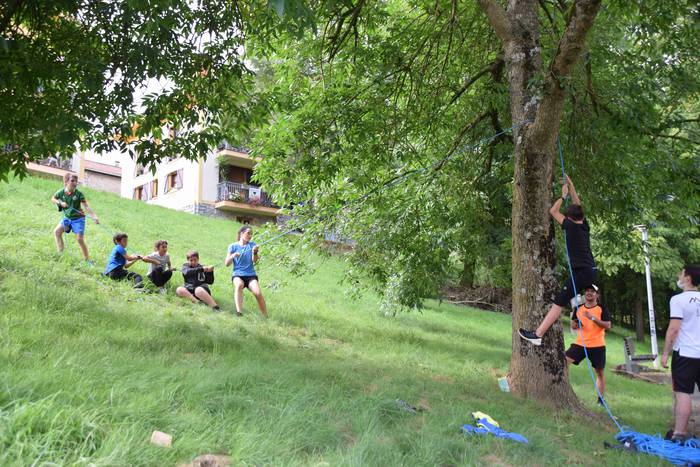 Konkis txiki egin dute Zizur 6 1628934859217