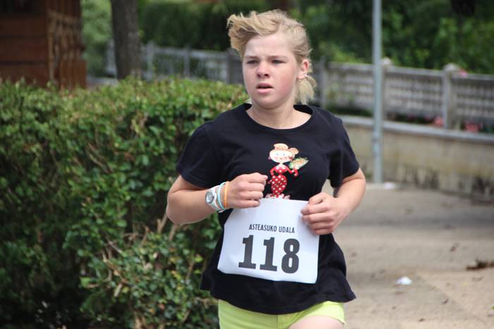 Asteasu San Pedro jaiak haur 98 1498652407466