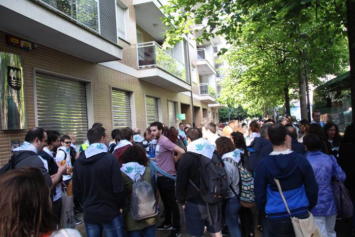 "Gu bezala, beste 100.000 za 2 1528636725835