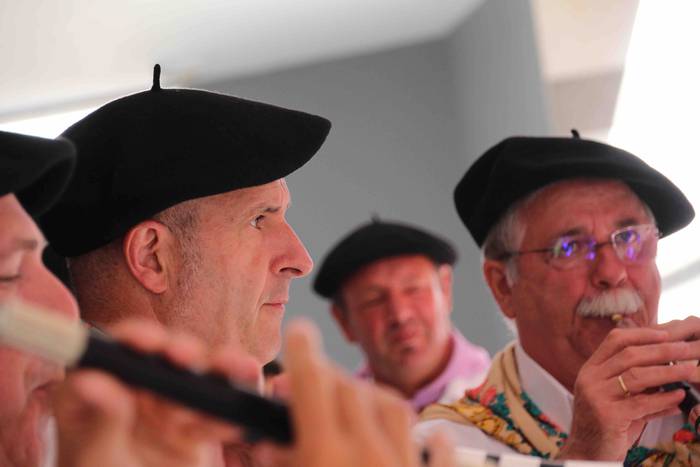 Espaloia bezalako oholtzarik 4 1566560175543