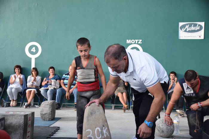 Jakesen ausardia, auzotarren 40 1538330865481