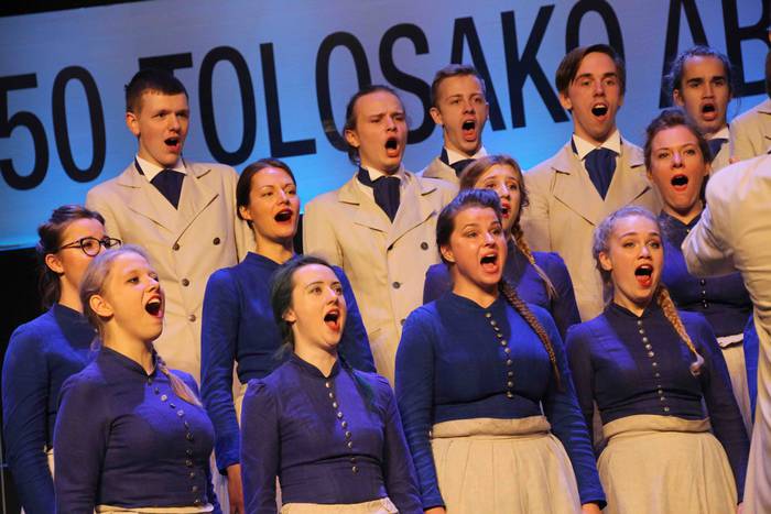 Tolosako Abesbatz Lehiaketa  99 1541350163030