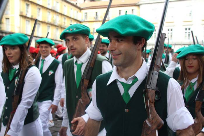 Lizarrez apaindutako kaleeta 105 1498311767290