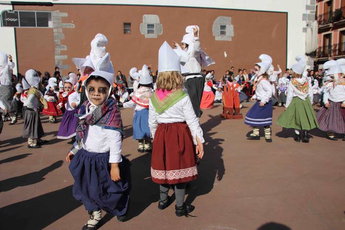 Lamiak, sorginak eta iratxoa 19 1582223378599