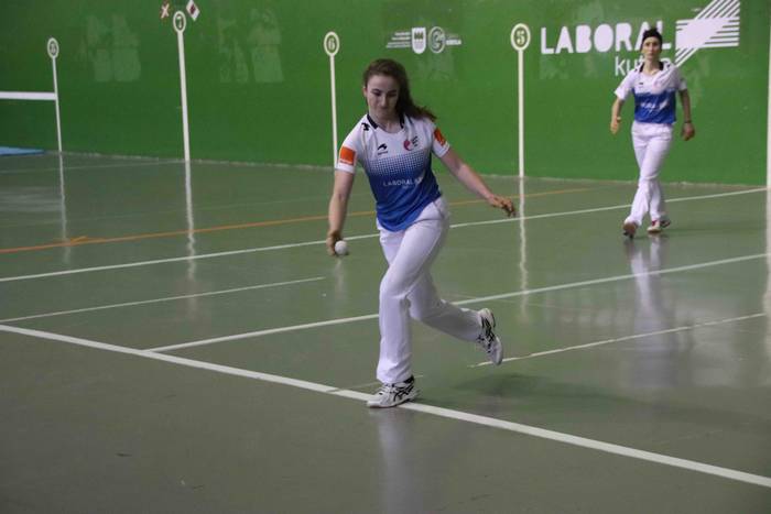 Larrartek eta Urkizuk ez dut 33 1615043260969