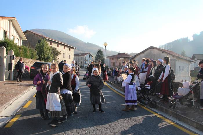 Gabon eskea eta olentzero 2015 128 1450964214267