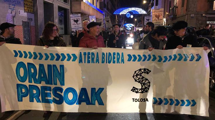 Bilboko manifestaziora joateko deia egin du Sarek