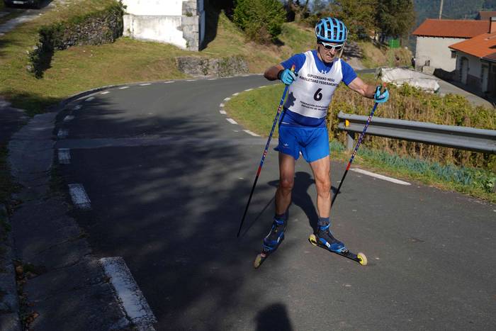 24. Hernialdeko Rollerski Ig 34 1760802672081