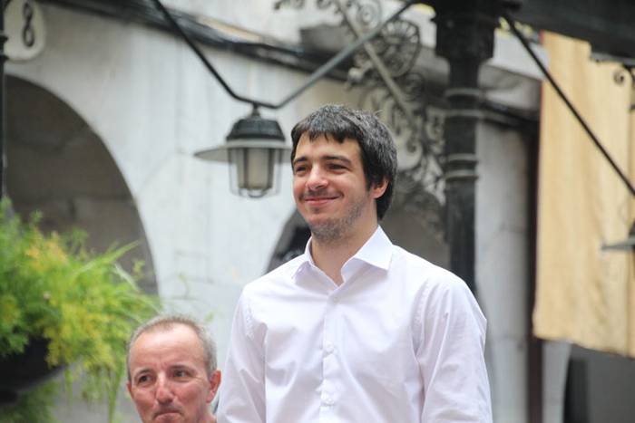 Santuek eta dantzariek poztu 115 1498312826330