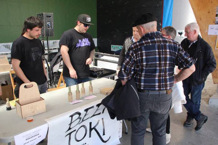 Beertoki artisau garagardo azoka 15 1459614007258