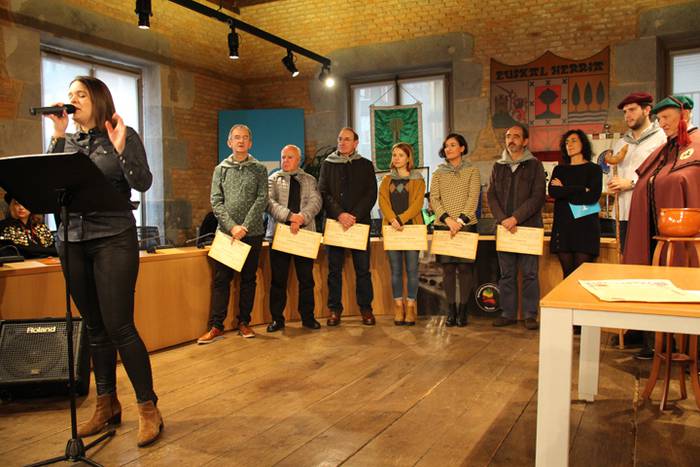 Tolosako Babarrun Kofradiako kide berriak 30 1479648849159