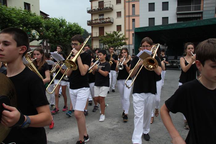 Kukuak jo du, hasi da festa 25 1497468183035