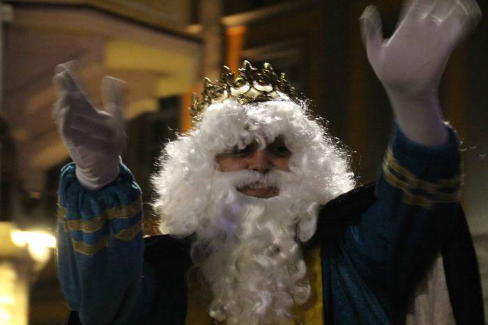 Errege magoen desfilea tolos 79 1546717665172