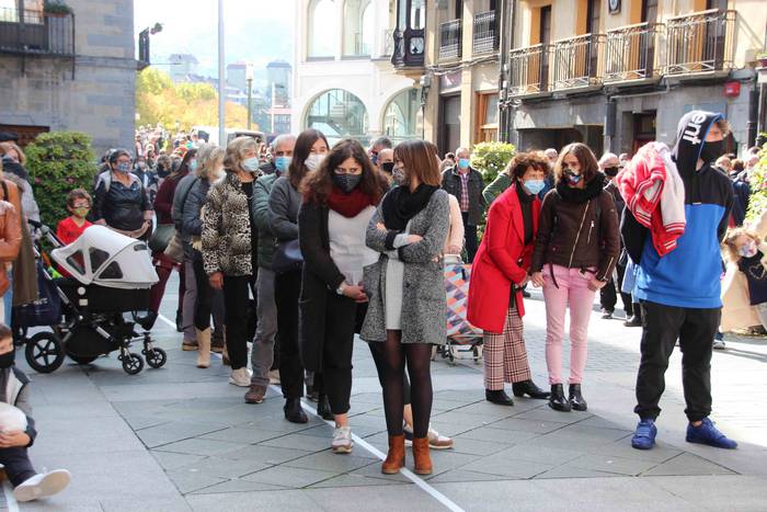 Asuncion agerraldia, manifes 46 1602940788696