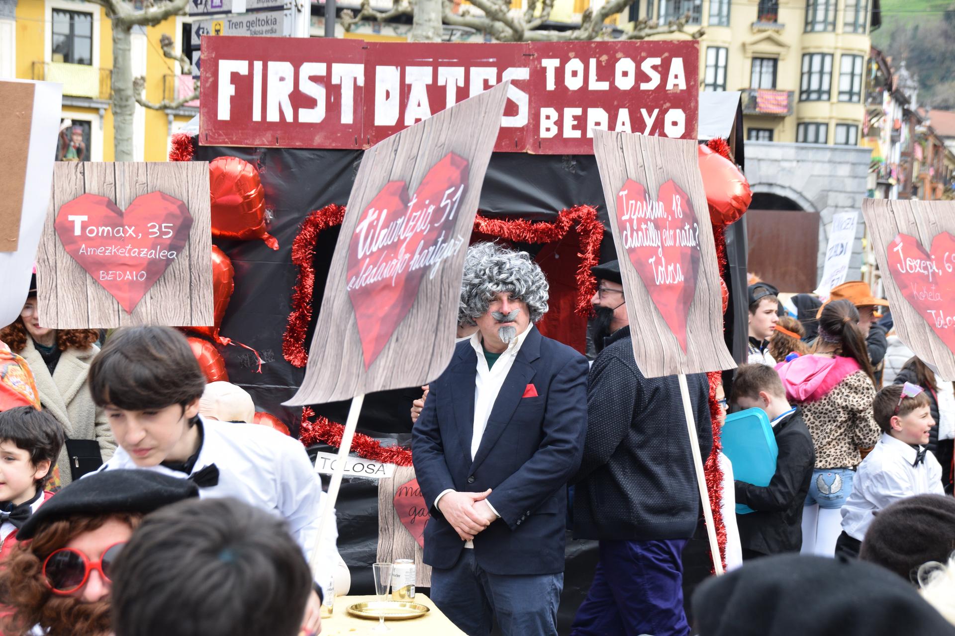 Karrozak eta konpartsak Ferialekuan prestatzeko aukera izango dute inauterizaleek