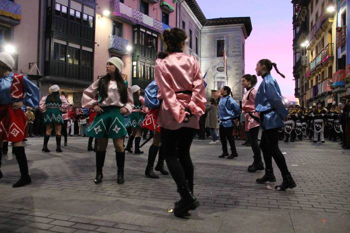 Danbor hotsen eguna 18 1582405356356