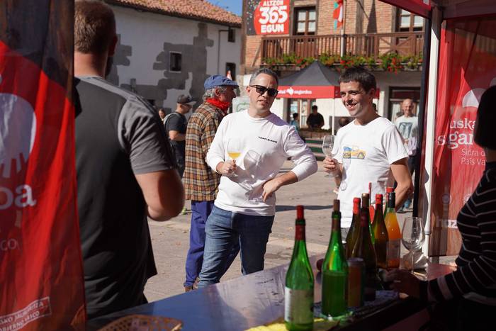 Sagar uzta festa jendetsua 36 1760790645017