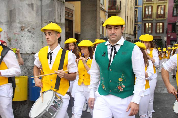 Lizarrez apaindutako kaleeta 33 1498311350420