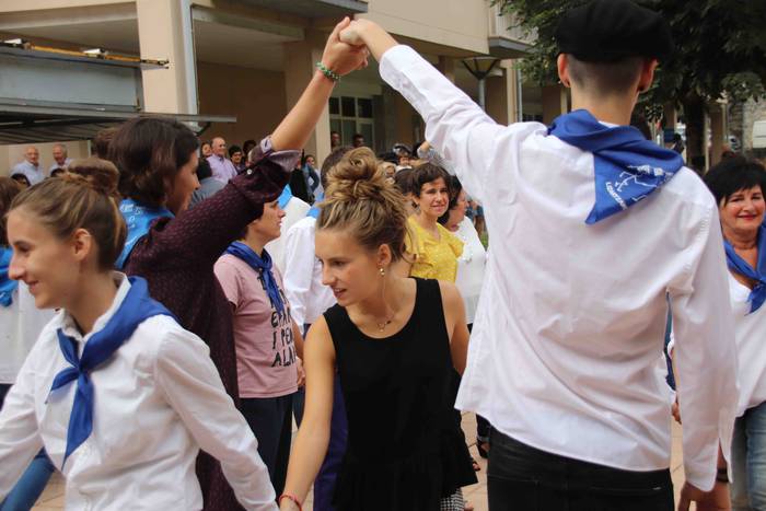 Euskal dantzek harrobia dute 11 1567950035867