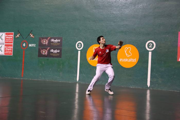 Altuna III eta Artola, Beoti 42 1550428427448