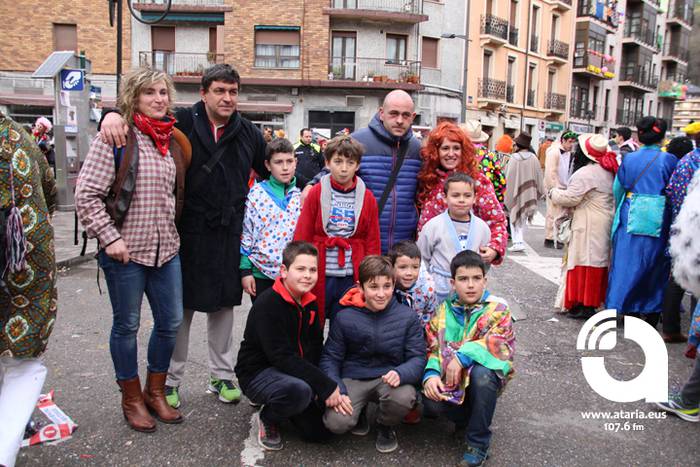 Zezenak adarrak okerrak ditu 117 1488277843650