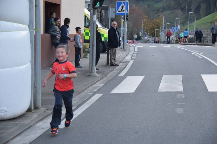 IKAZTEGIETAKO XVII. HERRI KR 31 1511032365497