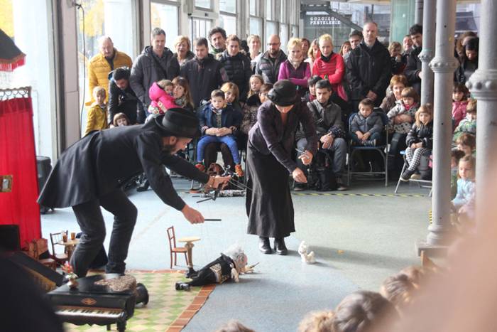 Zerkausia, egun batez antzok 19 1511703197382