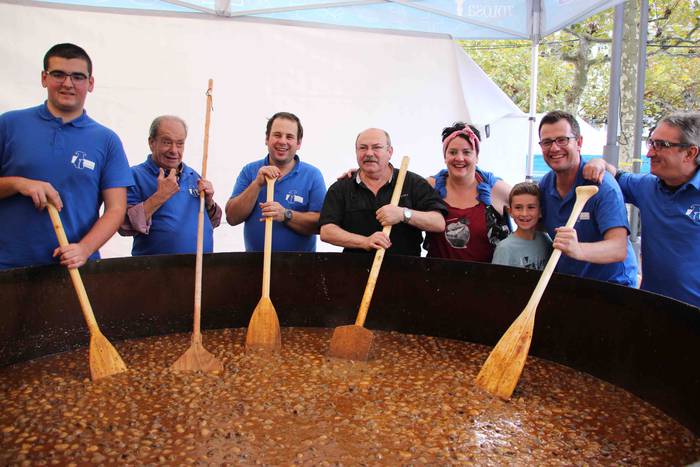 5.000 kilo txanpinoi saltsan 1 1571486528593