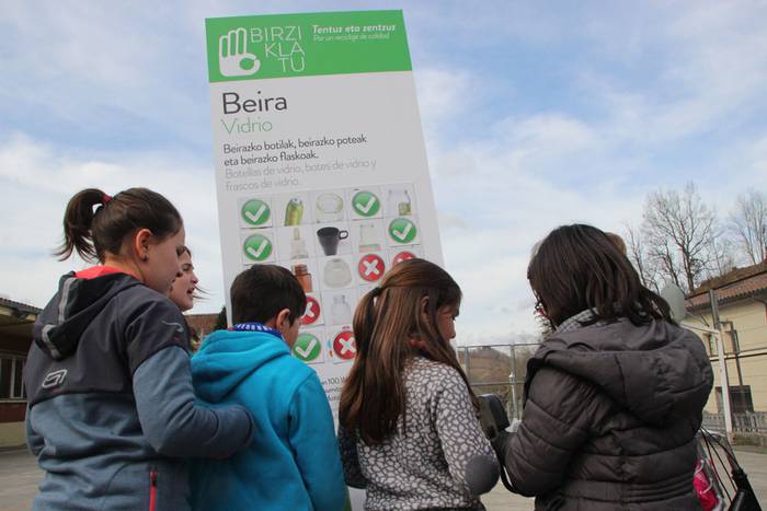 Birziklatu tentuz eta zentzuz kanpaina 1 1456861620124