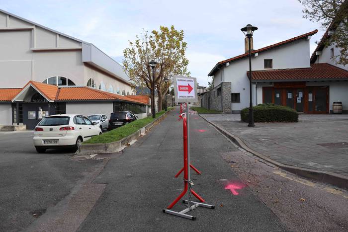 Santu Guztien eguna neurri b 1 1604226340641