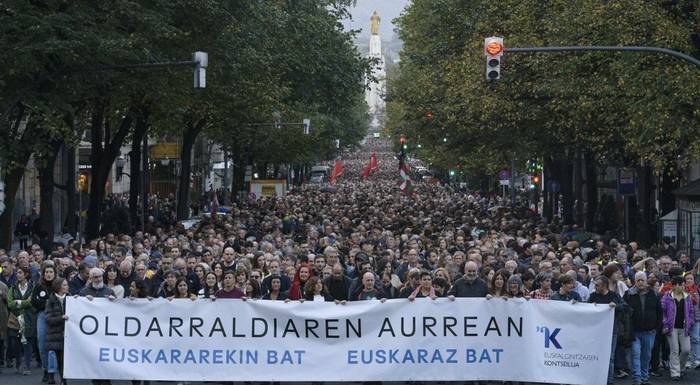 Euskara biziberritzeko hizkuntza politika berri baten alde, larunbatean Bilboko mobilizazioan izango gara