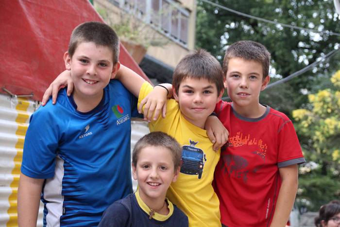 Izaskun auzoko jaiak 2016 21 1472837397386