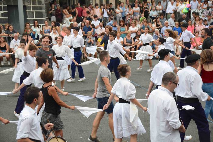 soka dantza santioak villabo 104 1532545991673