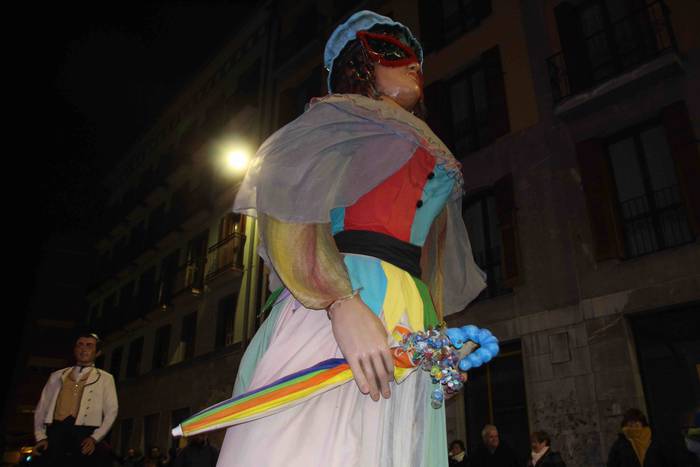 Errege magoen desfilea tolos 62 1546717655445