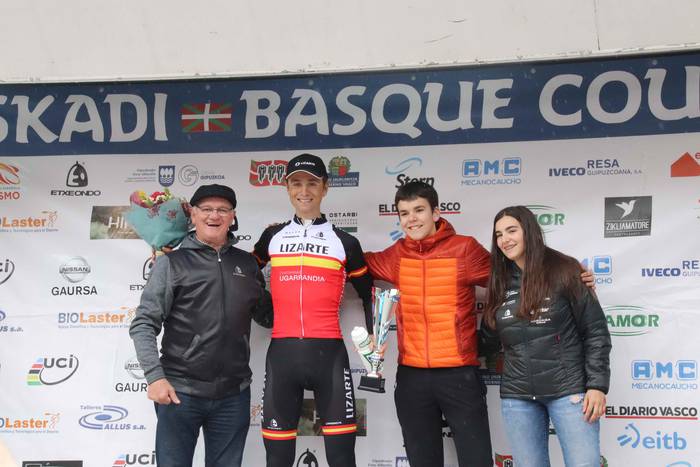 Angel Fuentes garaile XVI. A 71 1552907555444