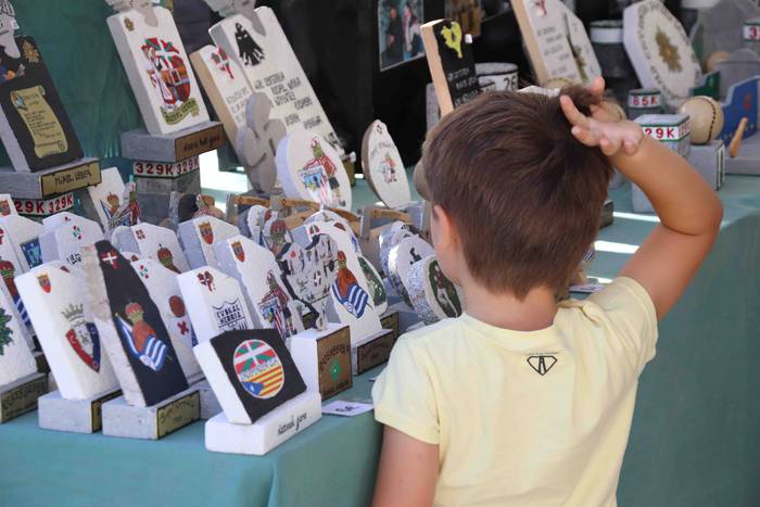 Jendetza elkartu du Asteasuk 2 1569763892348