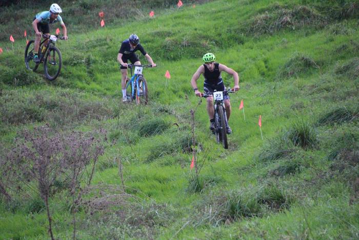 Aukera egokia mendi duatloia probatzeko