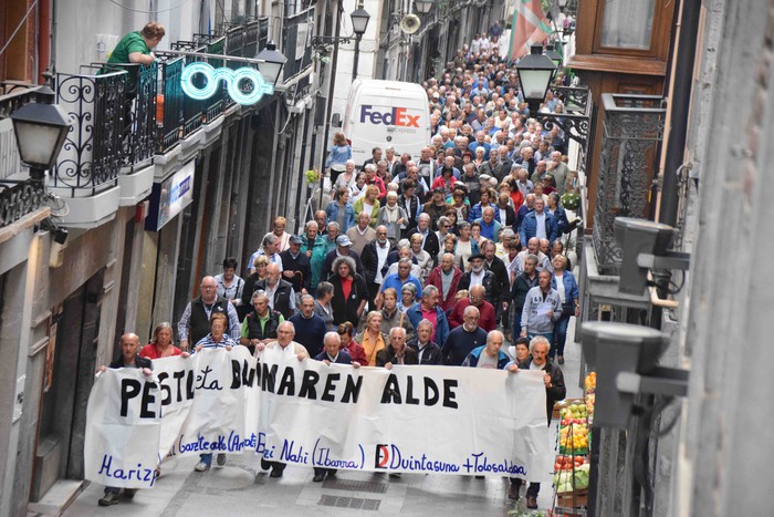 Pentsiodunek elkarretaratzea deitu dute, astelehenerako