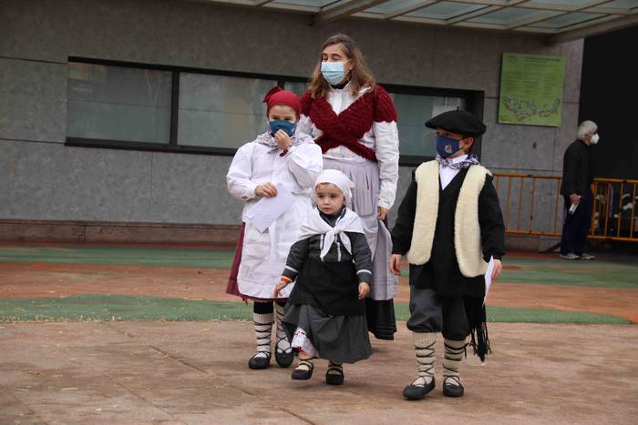 Ibarran Olentzero, Mari Domi 12 1640354241038