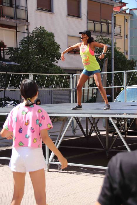 Zumba klase herrikoia Santio 18 1658941184006