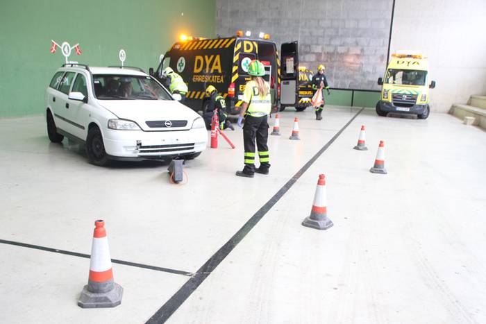 Erreskate lanetan aritu dira 13 1501937551526