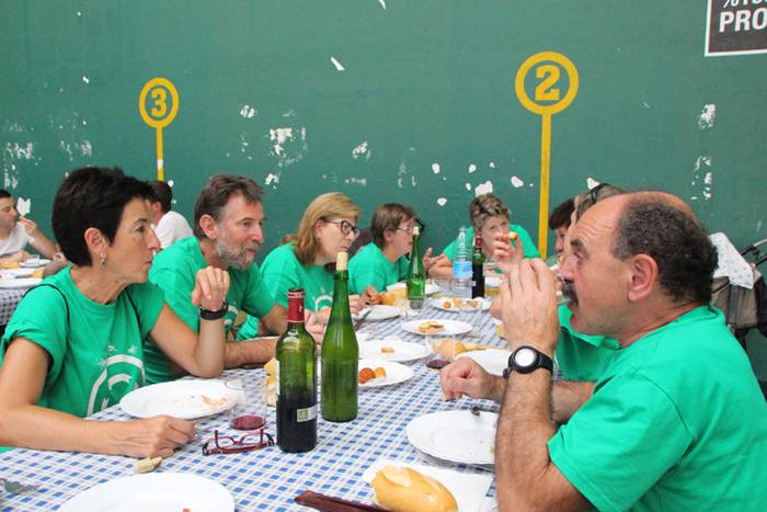 PIlotalekua kuadrillen kolorez beteta 2 1472221300928