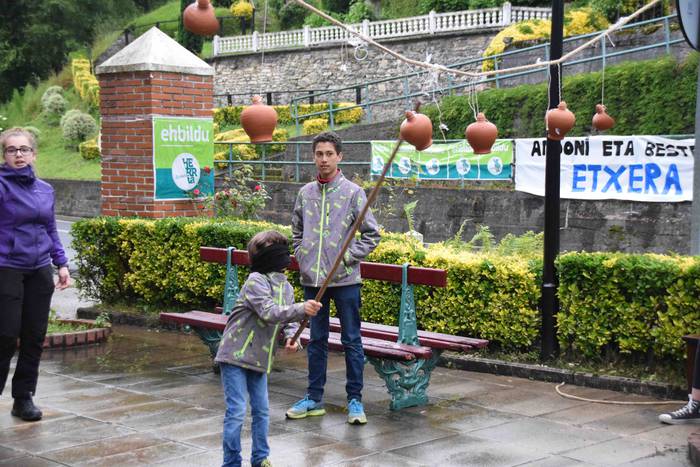 Haur jolasak, festen pizgarr 21 1558803025022