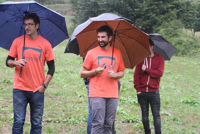 Segalariak, euria eta txakurraren aurka korrika 27 1474130920800