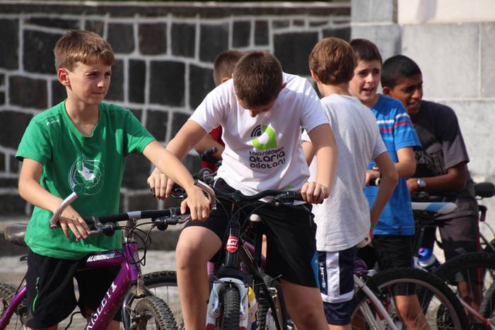 BIDANIAKO SAN BARTOLOME JAIA 35 1503508457460